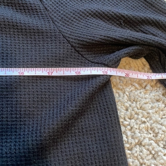 Alchemy Thread M Black Loose Thermal Long Sleeve Shirt Embroidered Women’s EUC - Picture 9 of 12